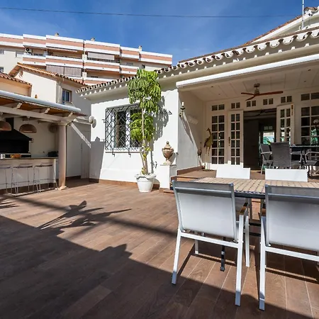 Casa Colon - Piscina Privada - Barbacoa - - Vitviholidays Вилла Фуэнхирола